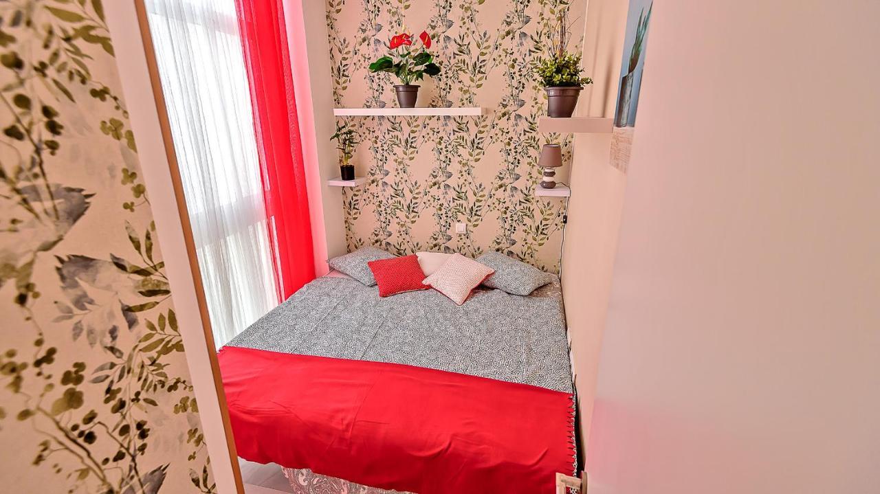 Palacios Deluxe With Elevator Apartment *